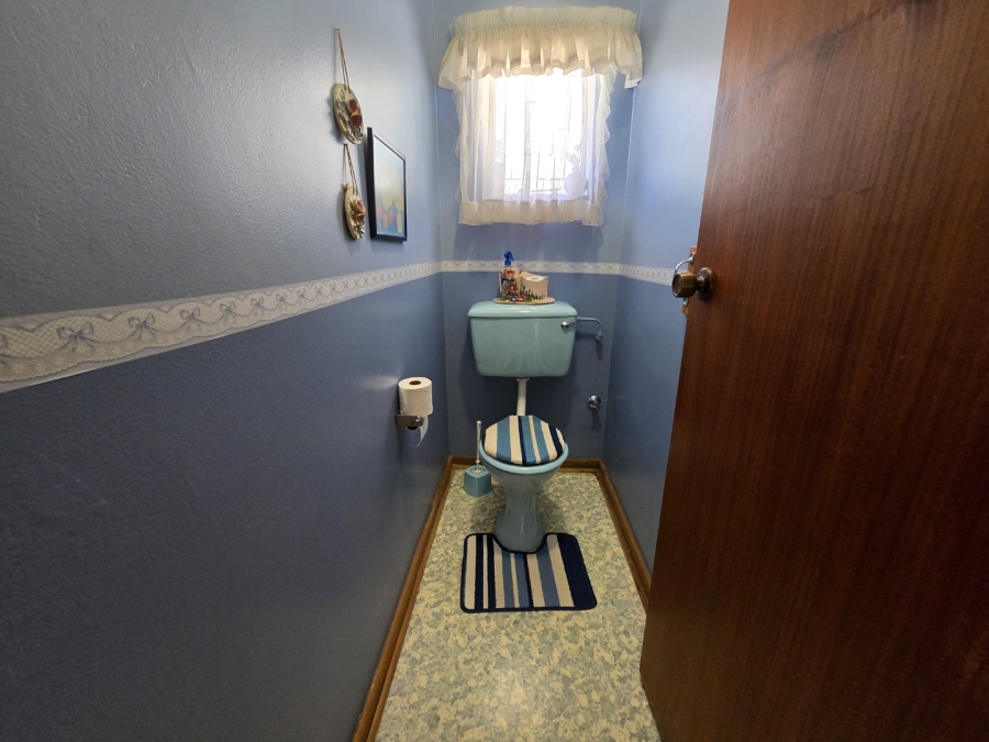 4 Bedroom Property for Sale in Helicon Heights Free State